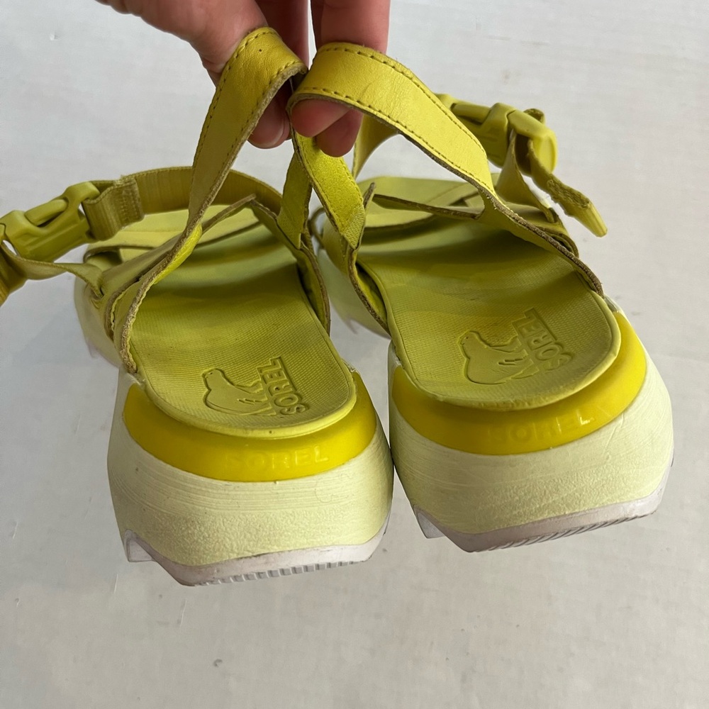Sorel Kinetic Impact sandals bright fluorescent yellow white soles buckles sz 9 - Picture 7 of 10